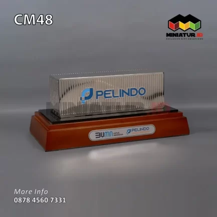 Miniatur Kontainer Pelindo Terminal Petikemas