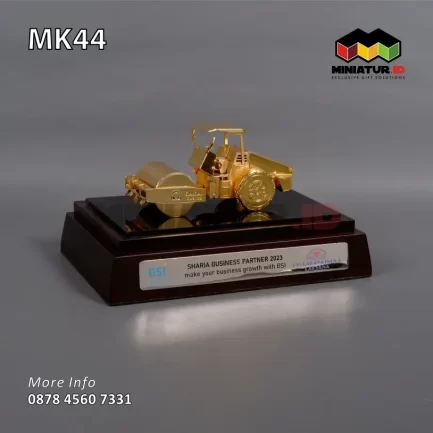 Miniatur Alat Berat Road Roller