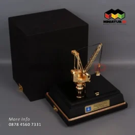 MTC28 Miniatur Crane Favelle Favco